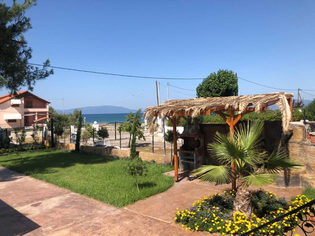Guest House Costa 2 Kariani Exterior photo